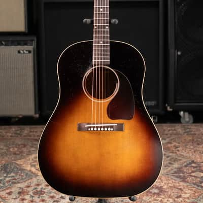Gibson Custom Shop 1942 Banner J-45 Murphy Lab Light Aged Acoustic Guitar - Vintage Sunburst with Hardshell Case image 3
