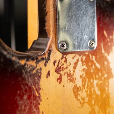 Fender Vintage 1958 Precision Bass - 3 Tone Sunburst with Original Hardshell Case - Used image 15