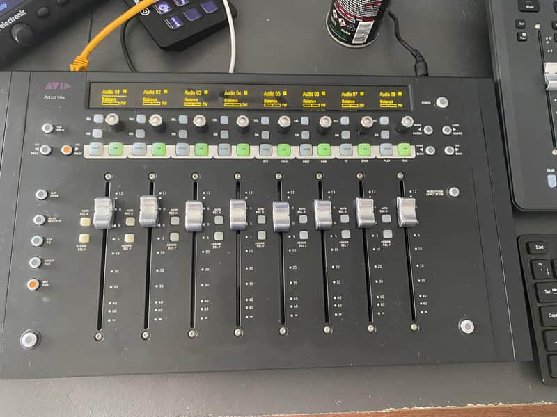 Avid Artist Mix