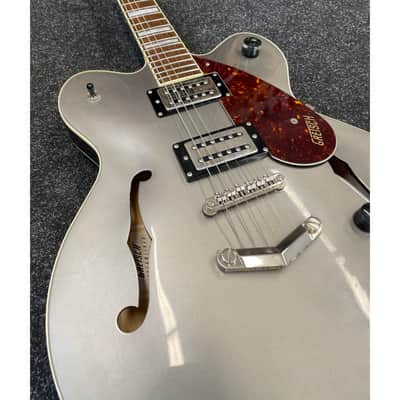 Gretsch G2622 Streamliner Hollowbody Electric Guitar with Center Block, Double-cut & V-Stoptail in Gun Metal Pre-Owned image 7
