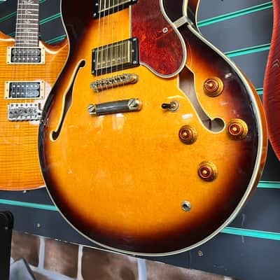 Epiphone Sheraton II Vintage Sunburst 2004 Semi-Hollow Electric Guitar image 5