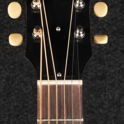 Gibson Custom Shop 1942 Banner J-45 Reissue Sunburst image 11