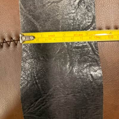 Guitar Center Vintage Leather Guitar Bass Strap -3.25" wide Black / Grey - Suede back- fixed ends image 11