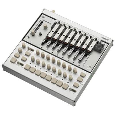Korg phase8 LTD - Synthesizer image 3