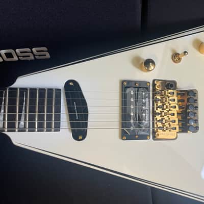 Jackson Concept Series Rhoads RR24 HS EB - White with Black Pinstripes - b-stock image 7