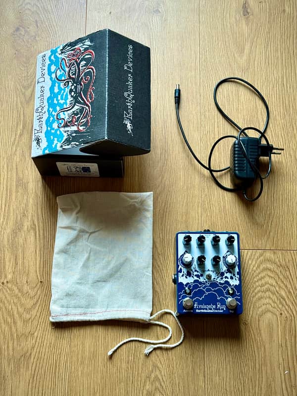 EarthQuaker Devices Avalanche run v1 image 1