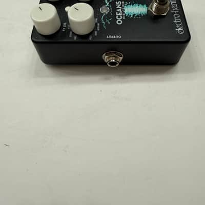 Electro Harmonix Oceans 11 Reverb Digital EHX Guitar Effect Pedal image 3