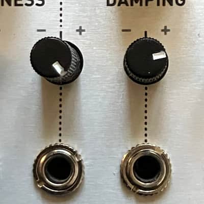 Mutable Instruments Rings 2016 - Present - Silver Bild 2