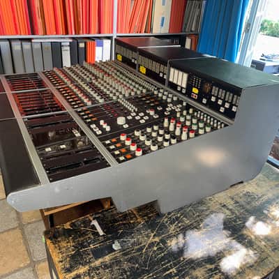 POLYGRAM (Deutsche Grammophon) desk recapped! image 7