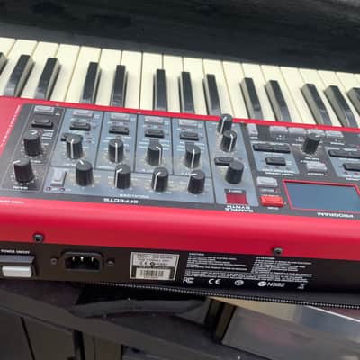 Nord Electro 5D SW73 Semi-Weighted 73-Key Digital Piano 2015 - 2018 - Red image 15