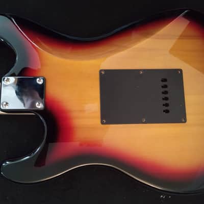 ~Cashified~ Indio Strat-Style w/Deluxe Gig-Bag image 6