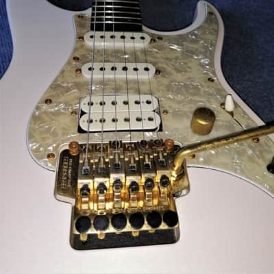 Fernandes LA-80KK - Ken Kitamura signature (L'Arc-en-Ciel) - Pearl White image 6