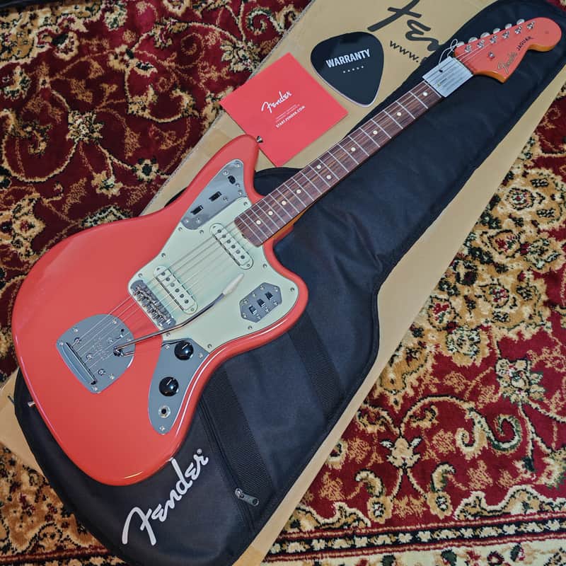 *NEW IN BOX* 2025 Fender Japan FSR Traditional II Late '60s Jaguar Fiesta Red with Matching Headstock, USA Pure Vintage Pickups, Alder Body, MIJ JD25, Limited Edition 🔥