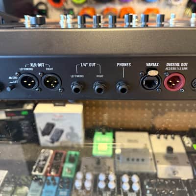 Line 6 Helix LT Effects/modeling amp image 12
