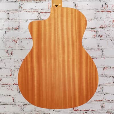Taylor - DEMO 24ce - Acoustic-Electric Guitar - Mahogany Top - Natural - w/ Gigbag image 7