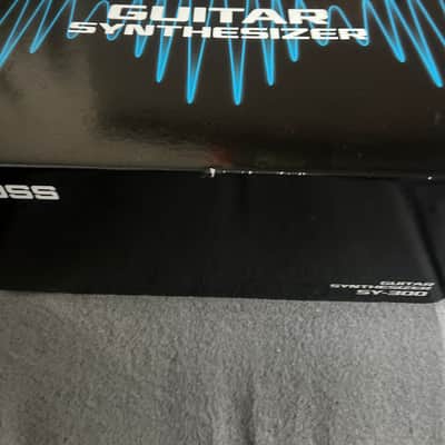 Boss SY-300 Guitar Synthesizer 2015 - Present - Blue