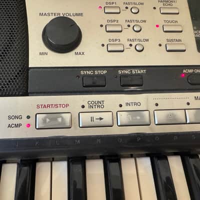 Yamaha PSR-740 Arranger Workstation Keyboard image 11