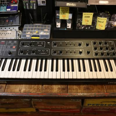 Sequential Prophet 600 61-Key 6-Voice Polyphonic Synthesizer 1982 - 1985 - Black with Wood Sides image 2