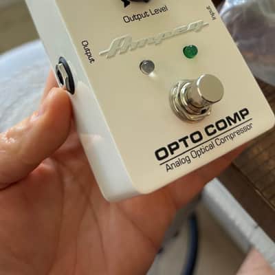 Ampeg Opto Comp Analog Compressor 2010s - White image 4
