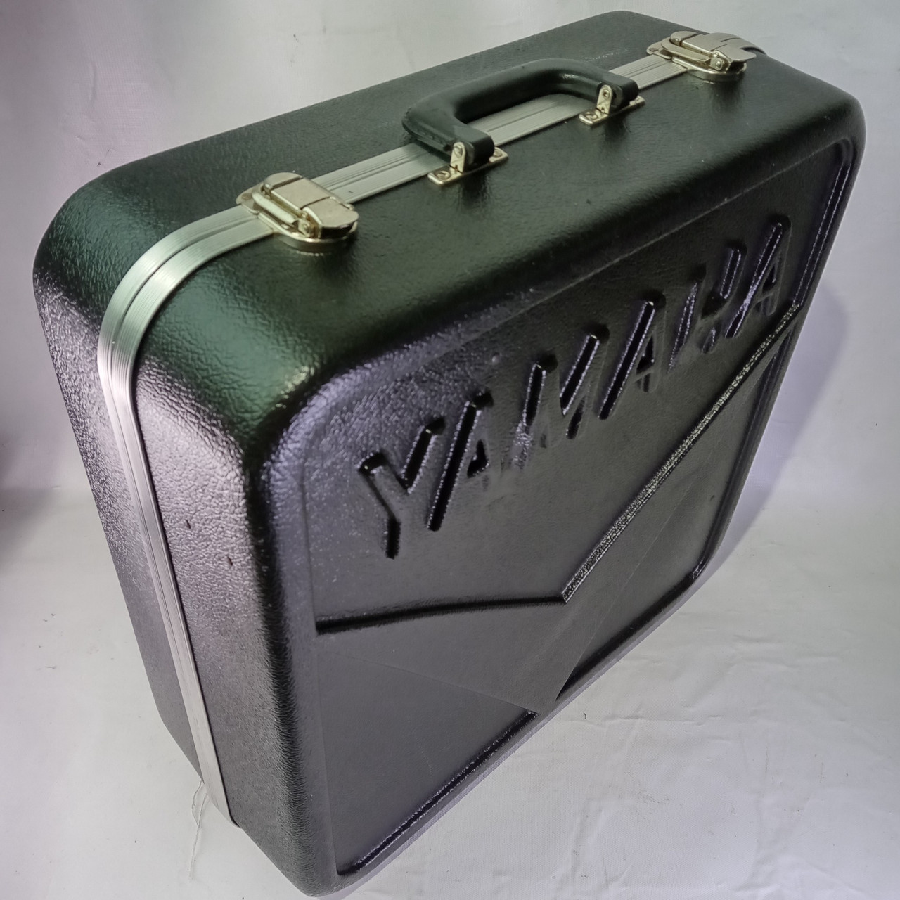 Yamaha 5.5x14"Snare Drum Case Vintage 70s-80s Stand/Stick Section — main photograph