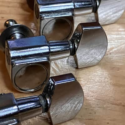 Yamaha Pacifica 311S 2000s Chrome Guitar Machine Heads Tuners 6 - in - line image 3