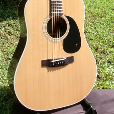 2023 Yairi DY-28 All Solid Guitar Natural+Deluxe Yairi hard case, Owner’s Card, Spec Card and a special Humidity-regulating sheet for guitar, truss rod key and a spare bridge pin image 5