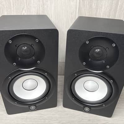 Yamaha Hs5 Speakers (Pair) image 1
