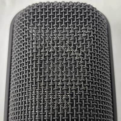 Audio-Technica AT4040 Large Diaphragm Cardioid Condenser Microphone 2010s - Black image 8