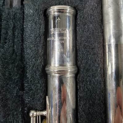 Yamaha YFL-225NII Flute. Japan image 3