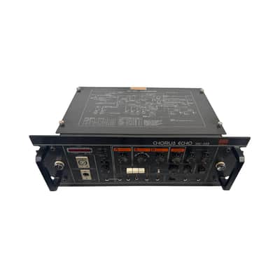 Roland SRE-555 Chorus Echo image 2