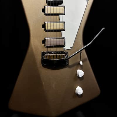 Ernie Ball Music Man St. Vincent Signature Goldie 2021 - Present - Cashmere image 1