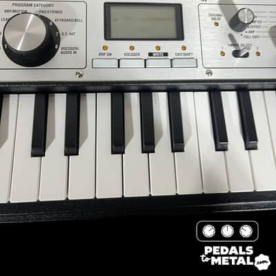 Korg MicroKORG XL 37-Key Synthesizer/Vocoder -x14049 image 6