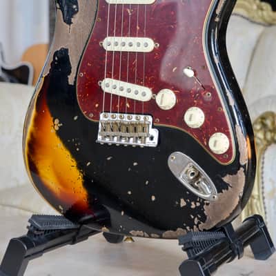Fender Custom Shop LTD Roasted 61 Stratocaster Super Heavy Relic® Black over 3TSB image 3
