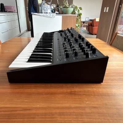 Oberheim TEO-5 44-Key 5-Voice Synthesizer 2024 - Present - Black image 4