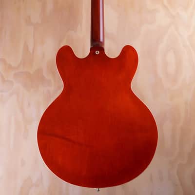 Gibson ES-330 ’59 Reissue Semi-Hollow Electric Guitar in Cherry, 2012 Model image 4