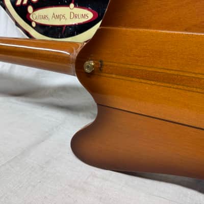 Gibson Thunderbird IV 4-string Bass with Case 2002 image 11