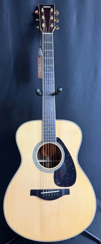 Yamaha LS16 ARE Grand Concert Acoustic-Electric Guitar Gloss Natural w/ Soft Case image 1