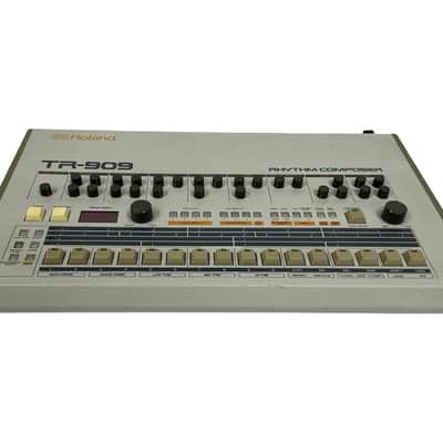 Roland TR-909 *Expert Tested*Guaranteed* image 2