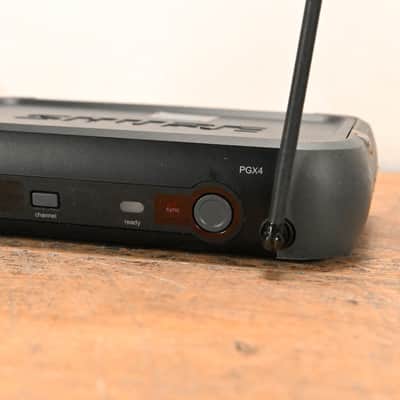 Shure PGX4 Wireless Diversity Receiver - H6 Band: 524-542 MHz (NO PSU) CG01QYQ image 2