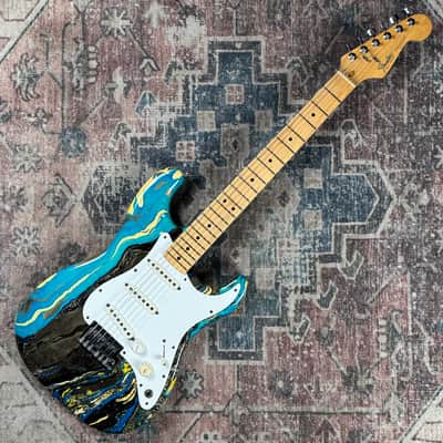 1983 Fender Blue Bowling Ball Stratocaster Vintage 1/105 USA Electric Guitar! image 3