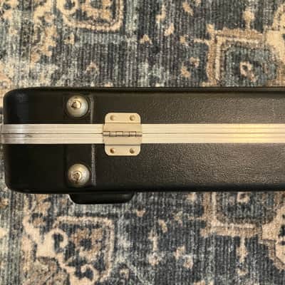 Fender Vintage Molded Hardshell Case for Strat or Tele 70s-80s - Black image 13
