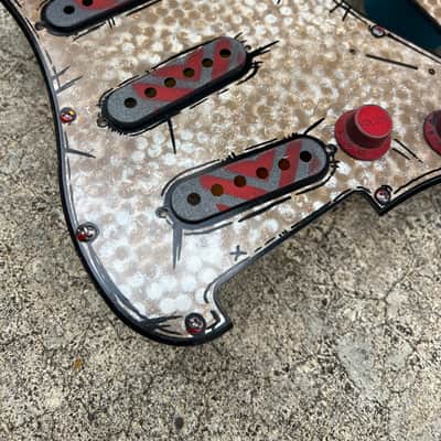🎨 Custom Hand-Painted Stratocaster Pickguard Set (SSS) + Backplate — Rusted Relic Red-Core Design — 48/50/52mm Spacing image 10