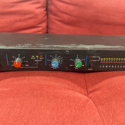 dbx 160A Compressor/ Limiter Bild 3