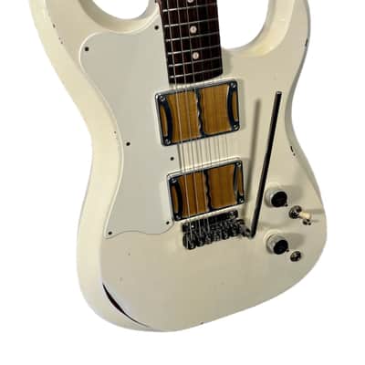 Fiam Guitars Mirari 2022 Antique White over Suntan Copper w/ Torn Trem Route, by past Ronin luthier, image 4