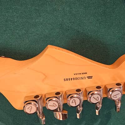 Fender American Deluxe Stratocaster With Hard Case 2013 - Sienna Sunburst image 13