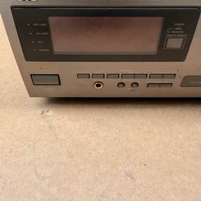 JVC KD-V11 Stereo Cassette Deck - Serial #08806164 - WORKS / Poor Cosmetic Condition image 4
