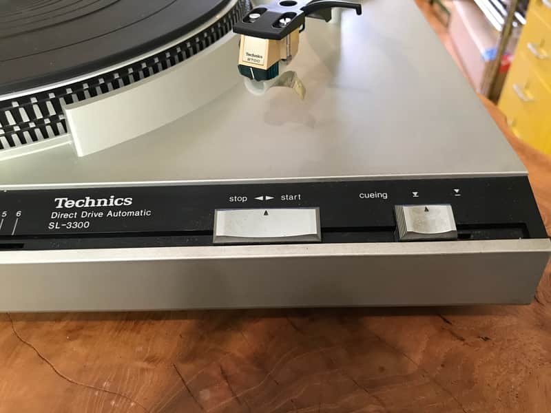 Plattenspieler Technics SL-3300 Direct Drive Automatic (Gebraucht) in Muhen für CHF 120 - mit