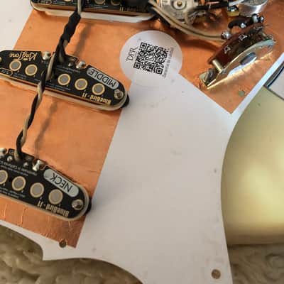 Fender Stratocaster 2007 - Vintage white image 21