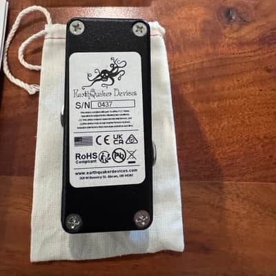 EarthQuaker Devices Easy Listening Headphone Amp 2025 Black and White image 3
