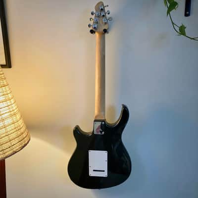 Peavey - Raptor Plus SSS - with Cable + Tuner - Solid Body Electric Guitar - Beginners Bundle - Black image 6